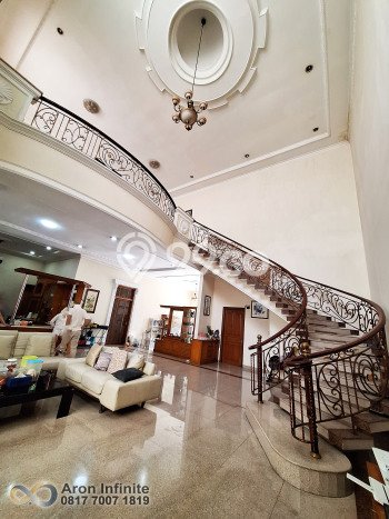 Jual Rumah Luas Elegan Dengan View Cantik di Pantai Indah Kapuk, Jakarta Utara Jual Rumah Luas Elegan Dengan View Cantik di Pantai Indah Kapuk, Jakarta Utara