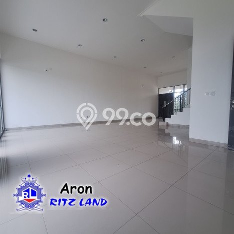 Ready to Use! Luxury House LT 250m2 Desain Elegan di Pantai Indah Kapuk 2 Ready to Use! Luxury House LT 250m2 Desain Elegan di Pantai Indah Kapuk 2