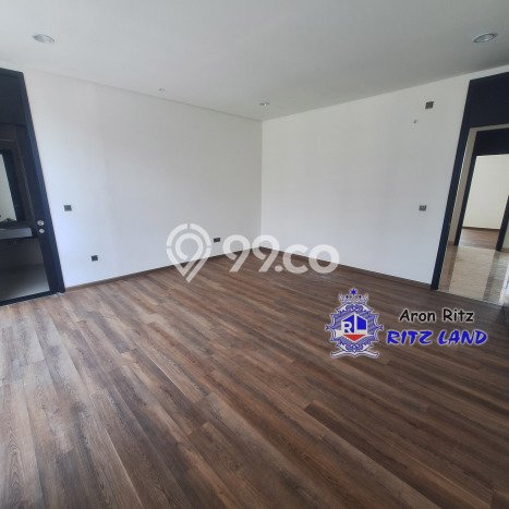 For Sale! Luxury House LT 320m2 Desain Modern di Golf Island For Sale! Luxury House LT 320m2 Desain Modern di Golf Island