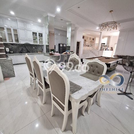 Rumah Elit Modern Tanpa Renovasi di Pantai Indah Kapuk Jakarta Utara Rumah Elit Modern Tanpa Renovasi di Pantai Indah Kapuk Jakarta Utara