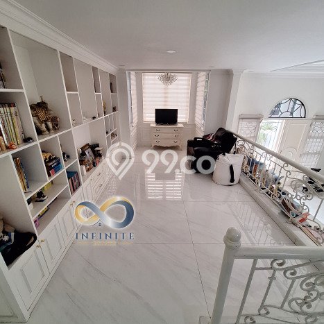 Rumah Elit Modern Tanpa Renovasi di Pantai Indah Kapuk Jakarta Utara Rumah Elit Modern Tanpa Renovasi di Pantai Indah Kapuk Jakarta Utara