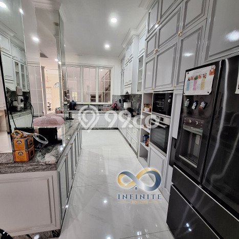 Rumah Elit Modern Tanpa Renovasi di Pantai Indah Kapuk Jakarta Utara Rumah Elit Modern Tanpa Renovasi di Pantai Indah Kapuk Jakarta Utara