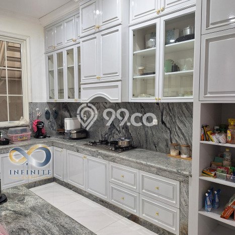 Rumah Elit Modern Tanpa Renovasi di Pantai Indah Kapuk Jakarta Utara Rumah Elit Modern Tanpa Renovasi di Pantai Indah Kapuk Jakarta Utara