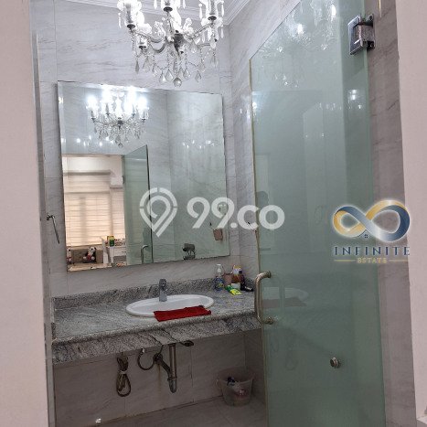 Rumah Elit Modern Tanpa Renovasi di Pantai Indah Kapuk Jakarta Utara Rumah Elit Modern Tanpa Renovasi di Pantai Indah Kapuk Jakarta Utara