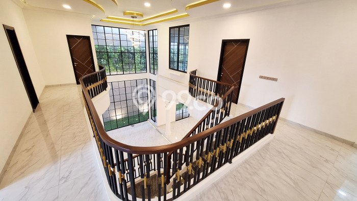 Rumah Elit Modern Siap Huni di Tomang Jakarta Barat Rumah Elit Modern Siap Huni di Tomang Jakarta Barat