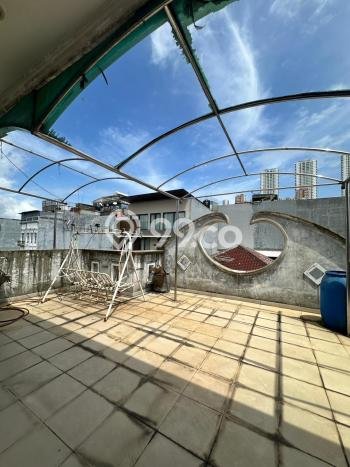 Hunian Mewah LB 350m2 Siap Pakai Desain Elegan di Muara Karang, Jakarta Utara Hunian Mewah LB 350m2 Siap Pakai Desain Elegan di Muara Karang, Jakarta Utara
