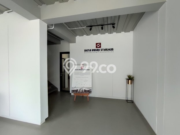 PELUANG EMAS! Gudang Kawasan Daan Mogot, Luas 528m2m², Pusat Komersial PELUANG EMAS! Gudang Kawasan Daan Mogot, Luas 528m2m², Pusat Komersial