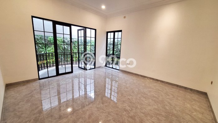 Rumah Elit Modern Siap Huni di Tomang Jakarta Barat Rumah Elit Modern Siap Huni di Tomang Jakarta Barat