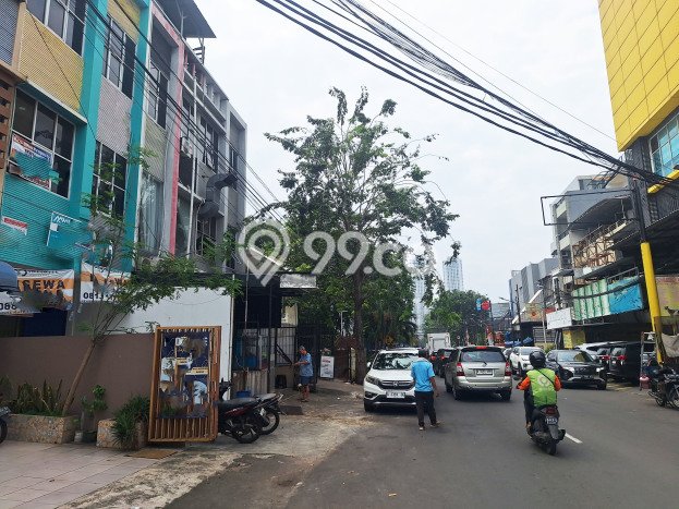 Unit Komersial Disewakan di Jakarta Utara Area Strategis Harga Kompetitif Unit Komersial Disewakan di Jakarta Utara Area Strategis Harga Kompetitif