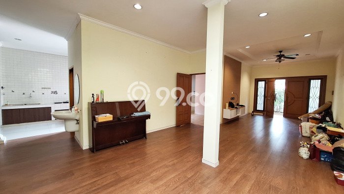 Rumah Luxury Modern Tanpa Renovasi di Pluit Jakarta Utara Rumah Luxury Modern Tanpa Renovasi di Pluit Jakarta Utara