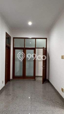 Rumah Mewah LB 300m2 Siap Pakai Desain Elegan di Pluit, Jakarta Utara Rumah Mewah LB 300m2 Siap Pakai Desain Elegan di Pluit, Jakarta Utara