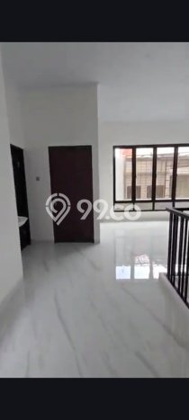 Rumah Elit Modern Siap Huni di Villa Meruya Jakarta Barat Rumah Elit Modern Siap Huni di Villa Meruya Jakarta Barat