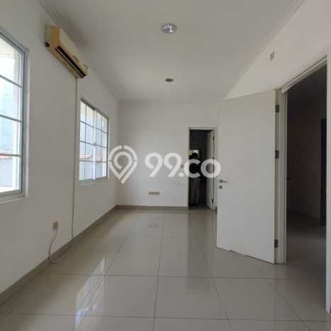 Sewa Rumah Murah di Green Lake City Jakarta Barat Punya 3 Kamar Tidur Sewa Rumah Murah di Green Lake City Jakarta Barat Punya 3 Kamar Tidur