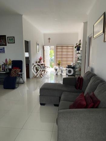 PENAWARAN TERBAIK! Rumah Premium area Taman Kopo Indah, Luas 153m2m² LB 150m2m² PENAWARAN TERBAIK! Rumah Premium area Taman Kopo Indah, Luas 153m2m² LB 150m2m²