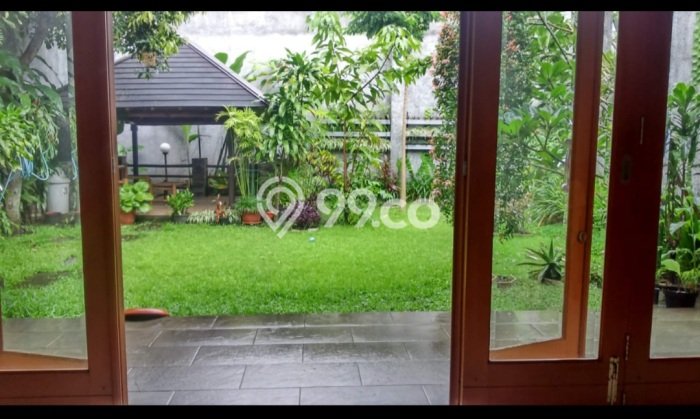 Rumah Luxury Modern Tanpa Renovasi di Cipaganti Bandung Rumah Luxury Modern Tanpa Renovasi di Cipaganti Bandung