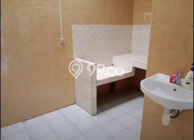 Jual Rumah Favorit Siap Huni LB 84m2 di Rungkut, Surabaya Jual Rumah Favorit Siap Huni LB 84m2 di Rungkut, Surabaya