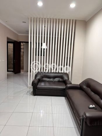 Rumah Disewakan Tangerang LT 112m2 LB 200m2 Area BSD City Rumah Disewakan Tangerang LT 112m2 LB 200m2 Area BSD City