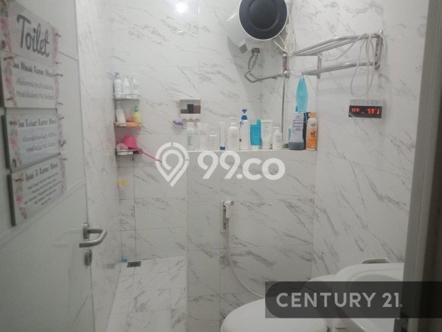 For Sale Rumah 5 Kamar Lokasi Strategis Bagus dan Strategis di Jatisampurna For Sale Rumah 5 Kamar Lokasi Strategis Bagus dan Strategis di Jatisampurna