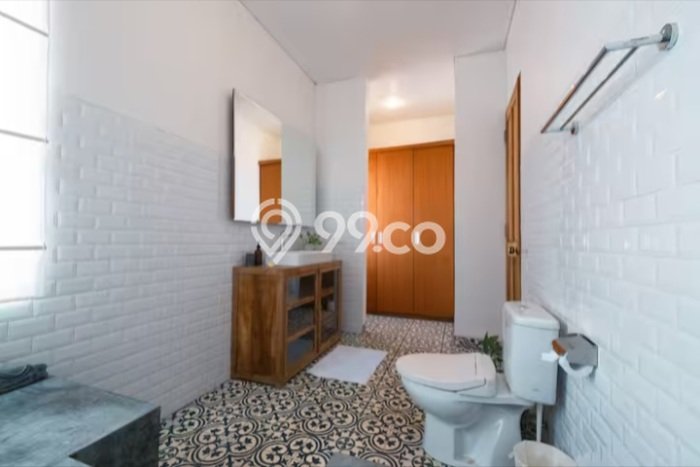 DIJUAL! Vila Kawasan , Area 135m2m², Dekat ke Pusat Kota DIJUAL! Vila Kawasan , Area 135m2m², Dekat ke Pusat Kota