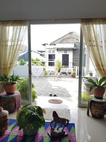 Rumah Mewah Dijual LT 130m2 di Denpasar Barat, Denpasar Rumah Mewah Dijual LT 130m2 di Denpasar Barat, Denpasar