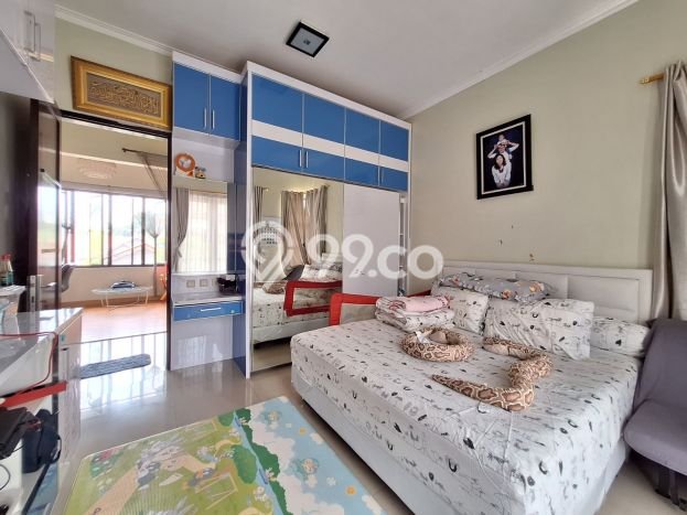 Siap Huni Rumah Mewah 4 Kamar di Jagakarsa Dekat ke Mana Pun Siap Huni Rumah Mewah 4 Kamar di Jagakarsa Dekat ke Mana Pun