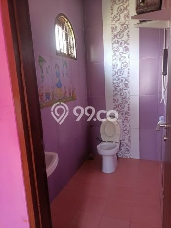Rumah Elit LB 220m2 Siap Huni Desain Elegan di Krukut, Depok Rumah Elit LB 220m2 Siap Huni Desain Elegan di Krukut, Depok