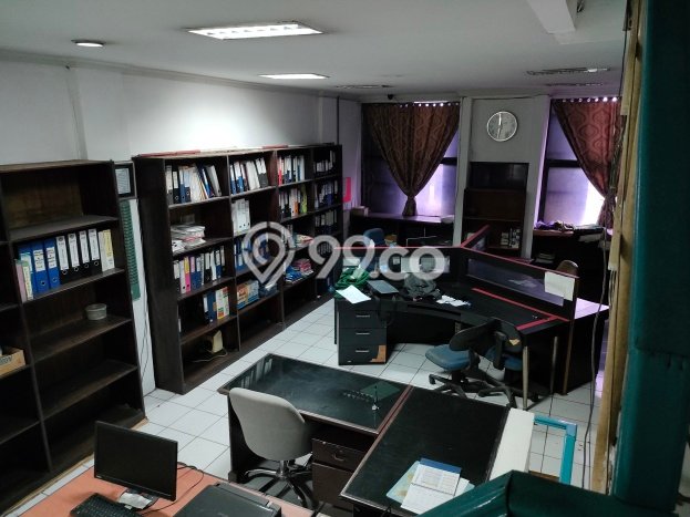 Ruko Dijual di Prime Area Jakarta Selatan Luas 270m2 Ruko Dijual di Prime Area Jakarta Selatan Luas 270m2