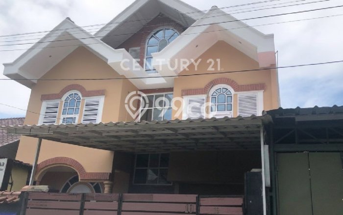 Dijual Rumah 4 Kamar Lokasi Ideal Nyaman dan Strategis di Karawaci Dijual Rumah 4 Kamar Lokasi Ideal Nyaman dan Strategis di Karawaci