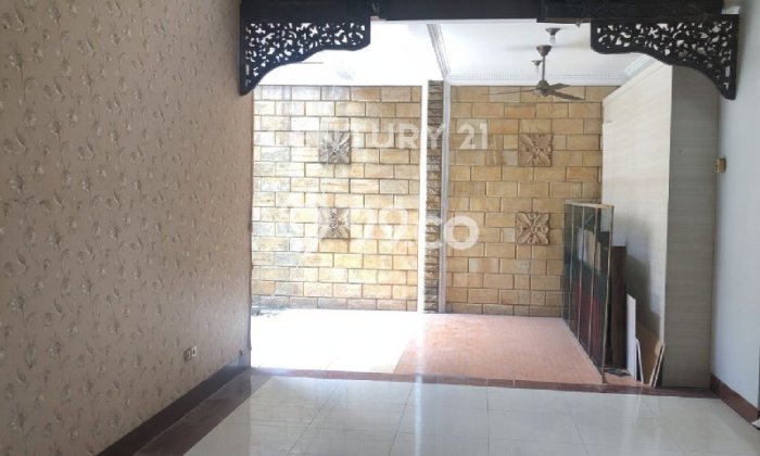 Dijual Rumah 4 Kamar Lokasi Ideal Nyaman dan Strategis di Karawaci Dijual Rumah 4 Kamar Lokasi Ideal Nyaman dan Strategis di Karawaci