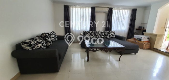 Dijual Rumah Mewah Megah Dengan View Eksklusif di Lippo Karawaci, Tangerang Dijual Rumah Mewah Megah Dengan View Eksklusif di Lippo Karawaci, Tangerang