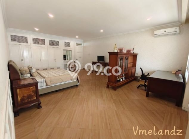FEATURED! Rumah kawasan Menteng, 3 KM, Area Premium, Luas 495m² LB 820m² FEATURED! Rumah kawasan Menteng, 3 KM, Area Premium, Luas 495m² LB 820m²