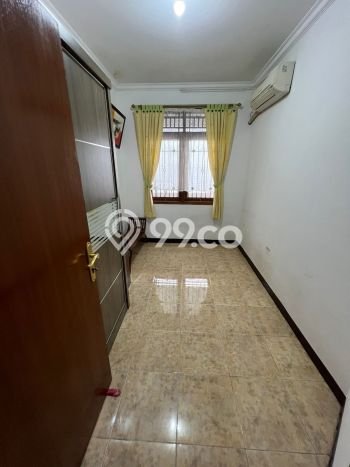 DIJUAL CEPAT! Rumah Asri area Tanjung Duren, Jakarta Barat, Luas 55m² Bangunan 50m² Bisa Nego! DIJUAL CEPAT! Rumah Asri area Tanjung Duren, Jakarta Barat, Luas 55m² Bangunan 50m² Bisa Nego!