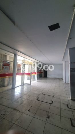 Ruko Disewa di Jakarta Timur dengan LB 156m2 Area Komersial Ramai Ruko Disewa di Jakarta Timur dengan LB 156m2 Area Komersial Ramai