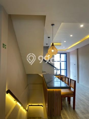 Area Ramai! Ruko Dijual di Kebayoran Baru untuk Bisnis Luas Bangunan 185m2 Area Ramai! Ruko Dijual di Kebayoran Baru untuk Bisnis Luas Bangunan 185m2