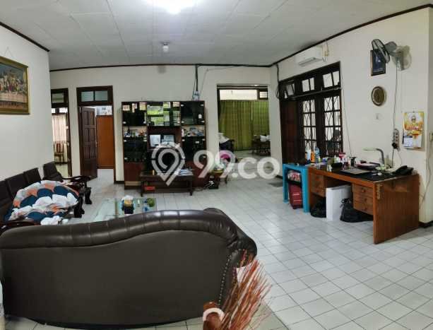 Tanah Dijual di Depok Seluas 880m2 Strategis Tanah Dijual di Depok Seluas 880m2 Strategis
