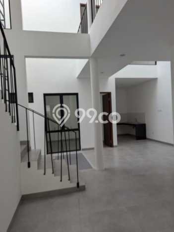 Hunian Mewah Siap Huni LT 119m2 di Pondok Aren, Tangerang Selatan Hunian Mewah Siap Huni LT 119m2 di Pondok Aren, Tangerang Selatan