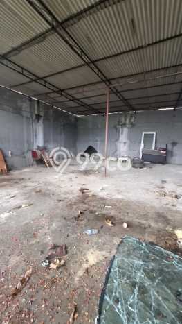 Gudang disewakan di Ciledug Tangerang dengan luas bangunan 361m2 Gudang disewakan di Ciledug Tangerang dengan luas bangunan 361m2