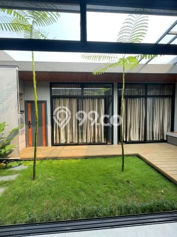 Dijual Rumah Eksklusif 2 KT di Suvarna Sutera, Tangerang Dijual Rumah Eksklusif 2 KT di Suvarna Sutera, Tangerang