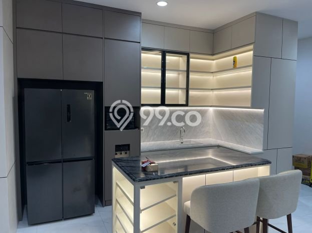 Hunian Elit LB 270m2 Siap Pakai Desain Elegan di Suvarna Sutera, Tangerang Hunian Elit LB 270m2 Siap Pakai Desain Elegan di Suvarna Sutera, Tangerang
