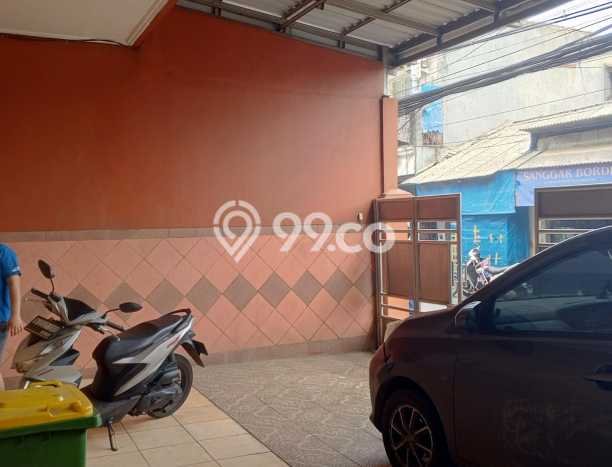 Dijual Cepat Rumah Bagus Siap Huni LB 300m2 di Ciracas, Jakarta Timur Dijual Cepat Rumah Bagus Siap Huni LB 300m2 di Ciracas, Jakarta Timur