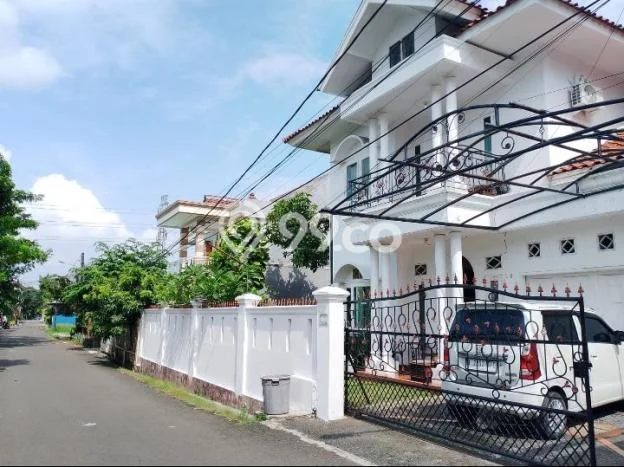 Disewakan segera rumah minimalis lokasi strategis 7 Kamar di Ciracas, Jakarta Timur Disewakan segera rumah minimalis lokasi strategis 7 Kamar di Ciracas, Jakarta Timur
