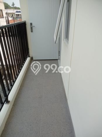 Rumah Strategis Modern Lb 40m2 di Ciracas, Jakarta Timur Rumah Strategis Modern Lb 40m2 di Ciracas, Jakarta Timur
