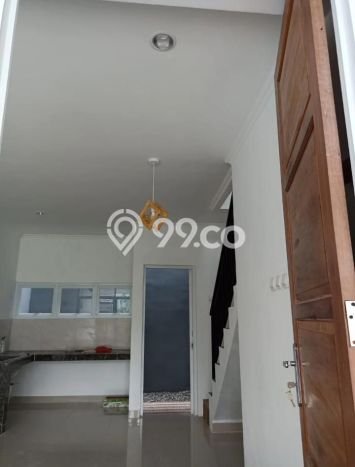 Jual Rumah Favorit Siap Huni LB 120m2 di Ciracas, Jakarta Timur Jual Rumah Favorit Siap Huni LB 120m2 di Ciracas, Jakarta Timur