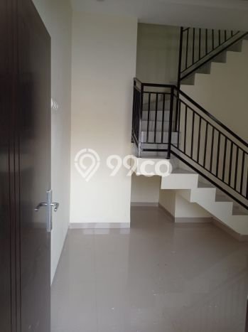 Rumah Strategis Minimalis Lb 60m2 di Ciracas, Jakarta Timur Rumah Strategis Minimalis Lb 60m2 di Ciracas, Jakarta Timur