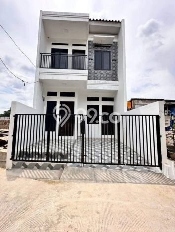 Rumah Luas Asri 2 KT Siap Pakai di Kalisari Jakarta Timur Rumah Luas Asri 2 KT Siap Pakai di Kalisari Jakarta Timur