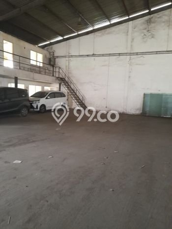 Gudang Dijual Lokasi Emas di Ciracas Luas 2300m2 Gudang Dijual Lokasi Emas di Ciracas Luas 2300m2