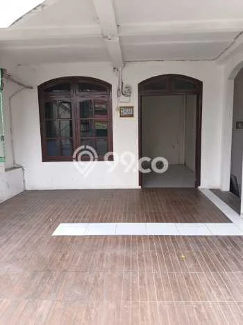 Rumah Kost Dijual Lokasi Ciracas, Jakarta Timur, 6 Kamar Tidur, 4 Kamar Mandi, 120m2 Rumah Kost Dijual Lokasi Ciracas, Jakarta Timur, 6 Kamar Tidur, 4 Kamar Mandi, 120m2