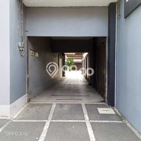 Hunian Mewah Siap Huni LT 1200m2 di Ciracas, Jakarta Timur Hunian Mewah Siap Huni LT 1200m2 di Ciracas, Jakarta Timur