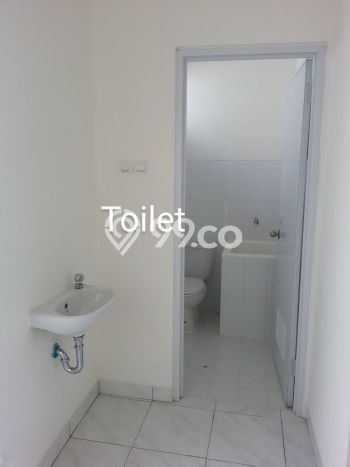 Ruko Usaha Dijual di Cikupa Tangerang LT 68m2 & LB 105m2 Ruko Usaha Dijual di Cikupa Tangerang LT 68m2 & LB 105m2