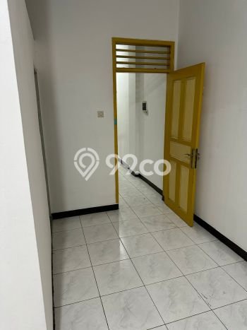 Ruko Dijual di Jakarta Barat LT 60m2 & LB 140m2 Lokasi Terbaik! Ruko Dijual di Jakarta Barat LT 60m2 & LB 140m2 Lokasi Terbaik!